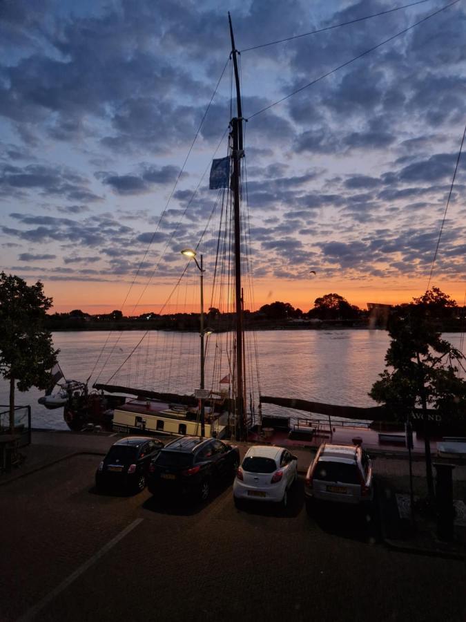 'T Hanzehuys Kampen Bagian luar foto