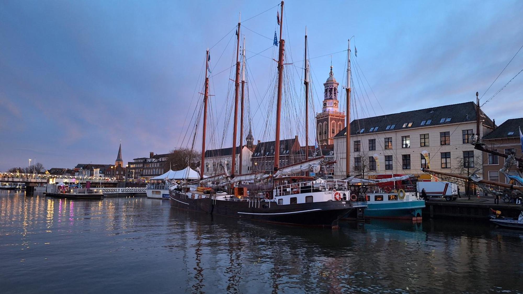 'T Hanzehuys Kampen Bagian luar foto
